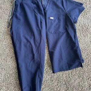 Women’s Figs Scrub Set